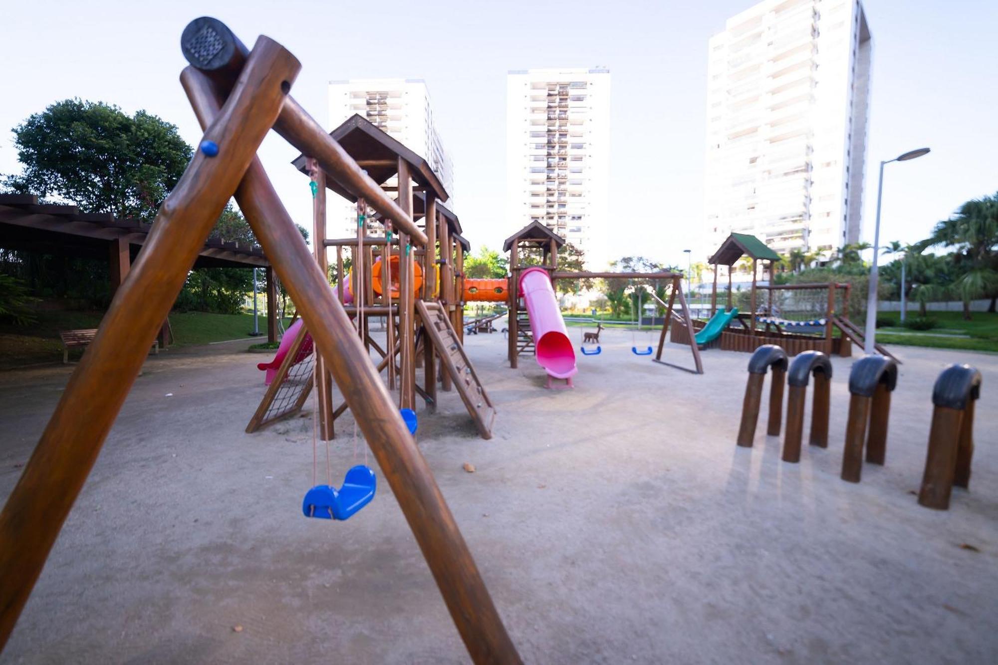 Em Ilha Pura Ao Lado Do Rio Centro Apartamento *